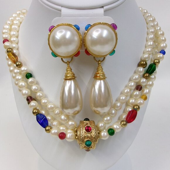 Chunky Dauplaise 3-Strand Faux Pearl Colored Bead Choker & Clip Earrings Set - Picture 1 of 3